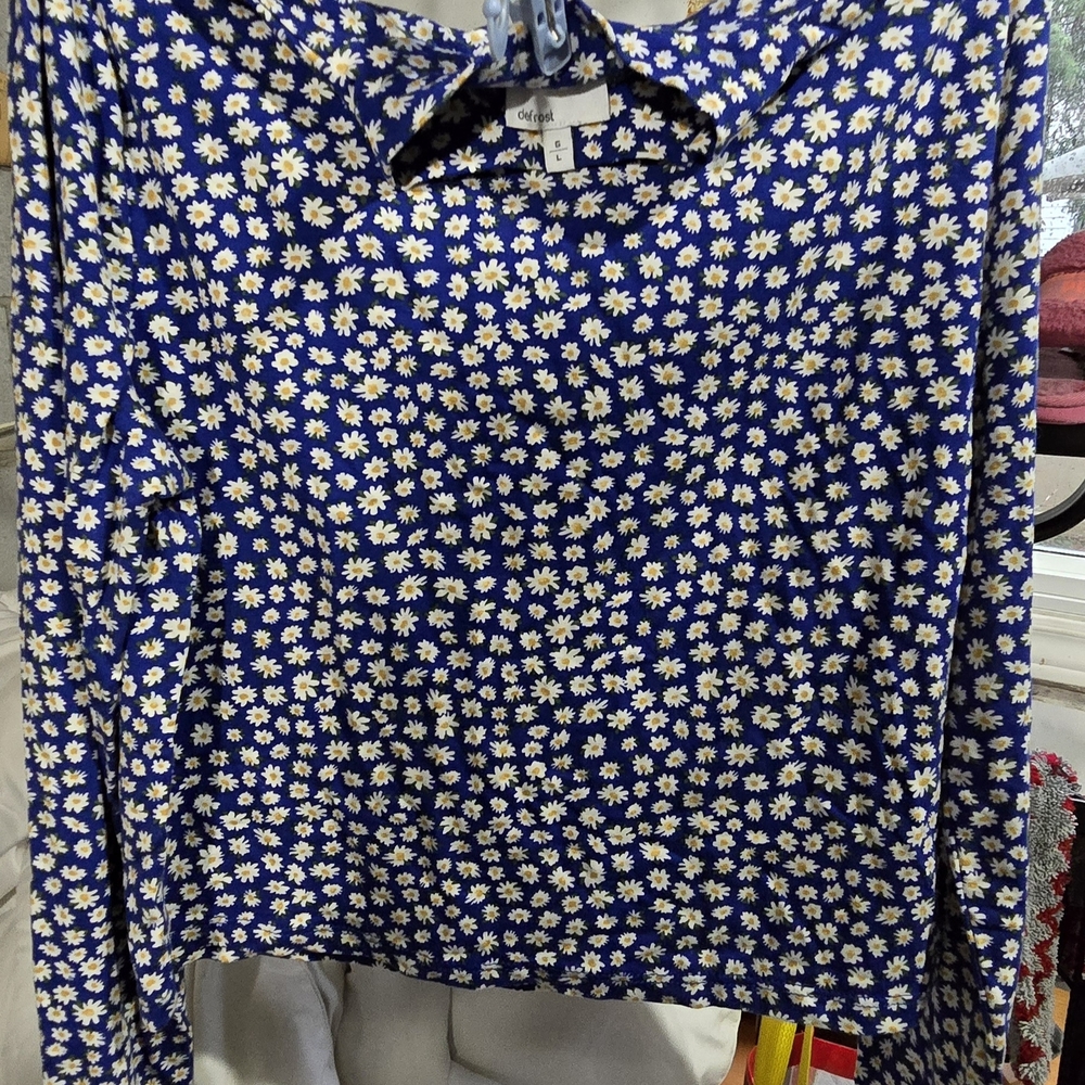 Women's Blue Daisy LS Mock Crop Shirt